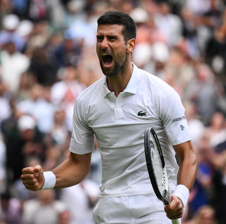 Photos of Djokovic in court after a victorious Wimbledon game (throwback)